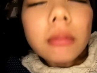 Amateur close up handjob with cumshot