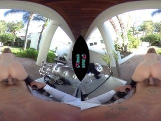 Super hot GILF Nina Hartley VR pornography vid