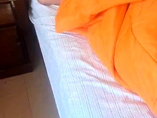 Madura latina desnuda