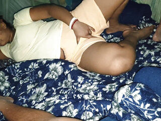 Desi hot bhabhi fingering for lovers and Pussy Rubbing