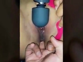 Stortittad svensk frus orgasmkvll