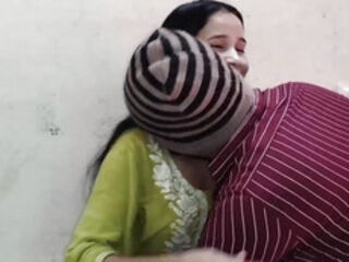 Toution teacher ko ghar me padhte time chod Diya