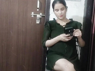 College girl ko chod kar uska MMS bna liya
