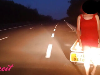 Displaying on N7 road in front of road sign "uneven road". Crimson Tail ass-plug