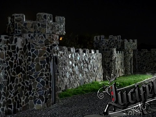 Mistress Zeida Dracula FemdomCastle - CUNT BUSTING - slaves