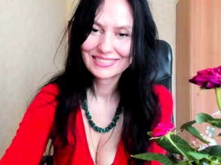 Big-Titted Brunette MILF Teases on Webcam Before Sex