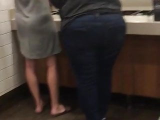 Mummy and stepdaughter With bangable butts