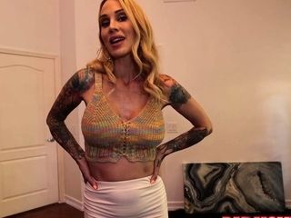 Blowing step-mom pussynailed in point of view