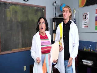 Mixing Fluids with the Chemistry Teacher Abi James, Giovanni