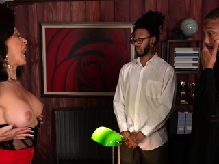 LEGENDARYX Fucking for the job with Cherie DeVille