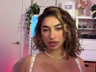 Leedah ASMR - toxic girlfriend with hot huge tits