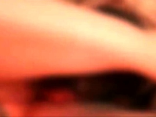 Dreier mit deutscher Blondine, whrend ihre Freundin auf Abr